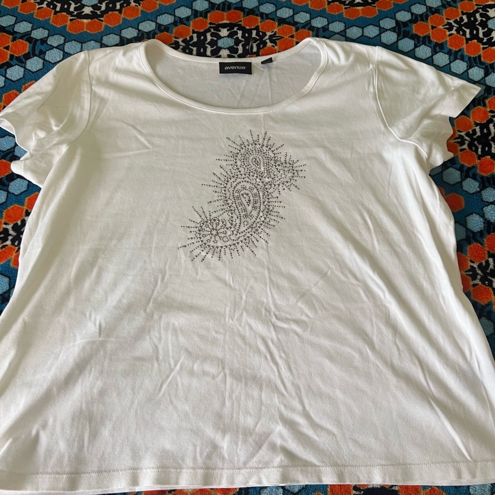 Avenue White Cotton Tee with Silver Embellishments plus size